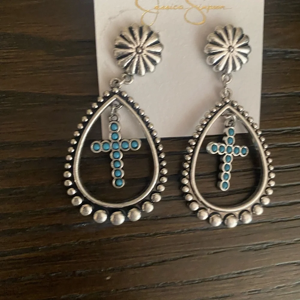 NEW Jessica Simpson earrings